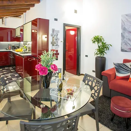 Carpediem Eleganza E Conforto Vicinissimo Arena Di Vr Apartmán *