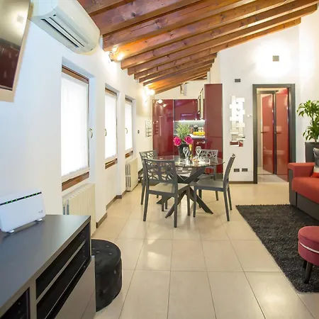 Carpediem Eleganza E Conforto Vicinissimo Arena Di Vr Lejlighed