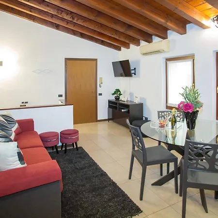 Lejlighed Carpediem Eleganza E Conforto Vicinissimo Arena Di Vr